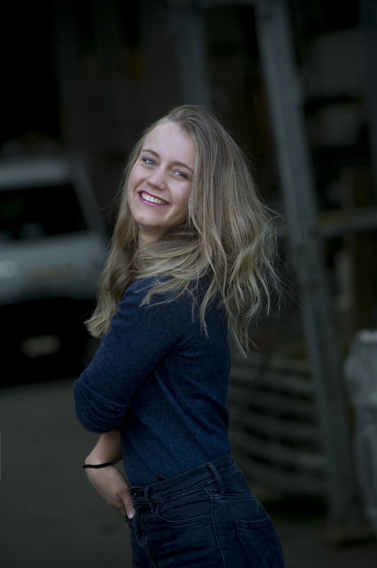 Aline Beetschen_American smile_byJanineGuldener_2020